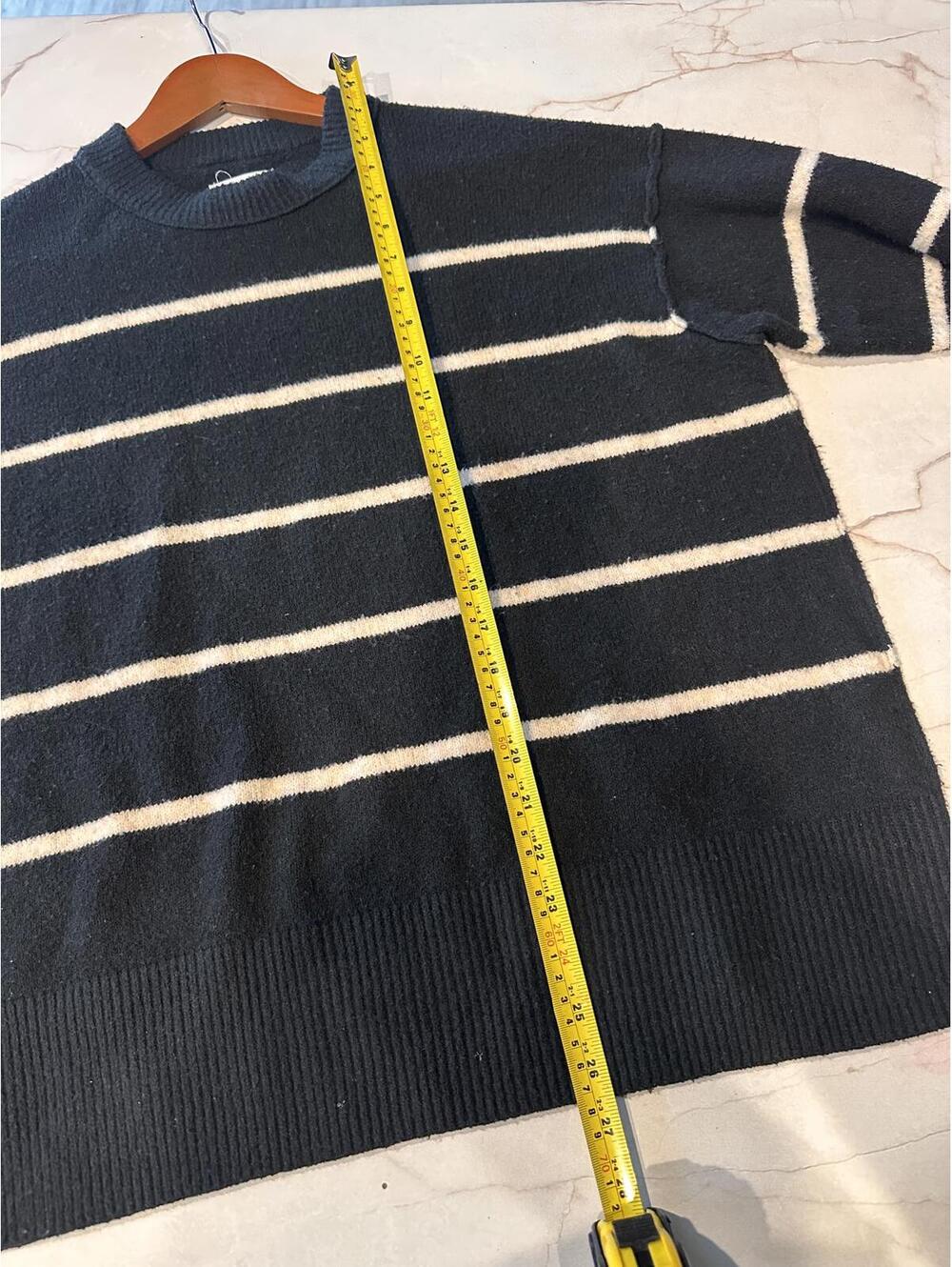 Aerie Unreal Crewneck Sweater in Black and Cream Striped Women’s XS Oversized - Picture 10 of 10